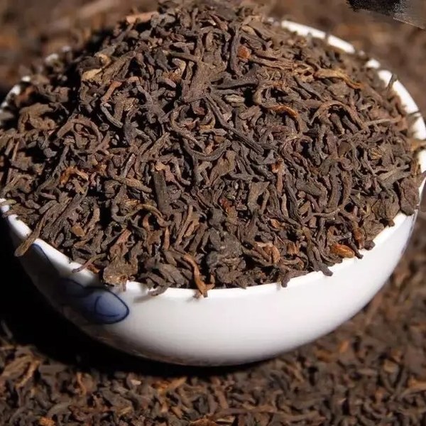 2006年熟普散茶实拍（碗装条索·褐红显金毫）