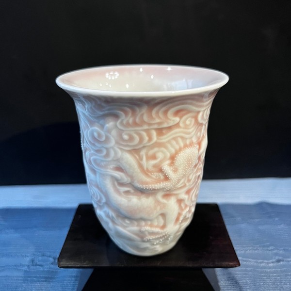 珊瑚红堆龙铃铛杯(堆花 · 品杯)